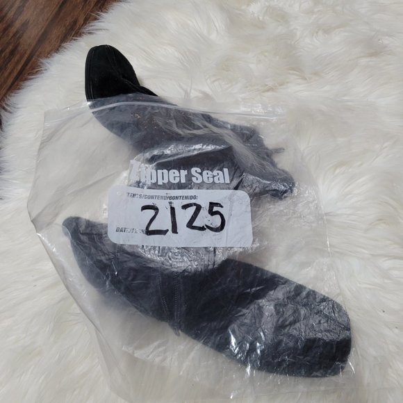 Essentials Black Suede Booties Chunky Heel Zippered Womens Casual Square Toe 5 - Picture 9 of 9